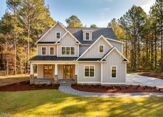 Property at 1026 Millbrook Cir, Chapel Hill, NC 27516, 5 beds, 5.5 baths