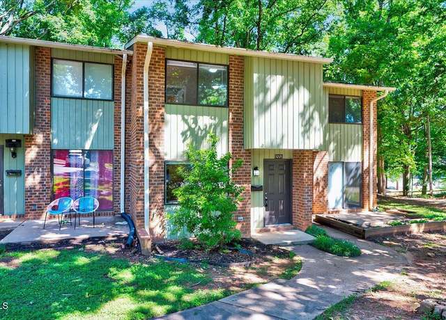 Property at 1221 Teakwood Pl, Raleigh, NC 27606, 2 beds, 1.5 baths