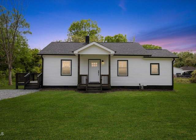 Property at 326 W Gilbreath St, Graham, NC 27253, 2 beds, 1 bath