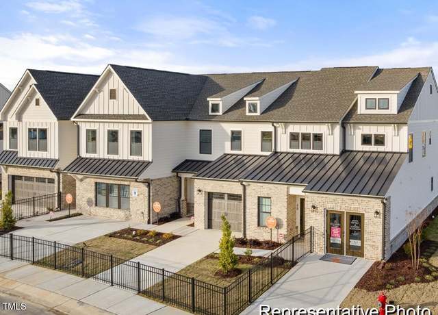 Property at 141 N District Ave #295, Clayton, NC 27527, 3 beds, 2.5 baths