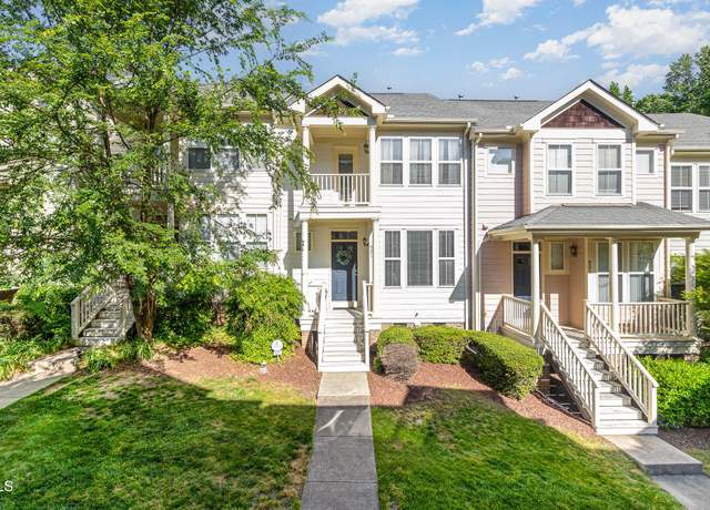 Property at 521 Village Loop Dr, Apex, NC 27502, 3 beds, 2.5 baths