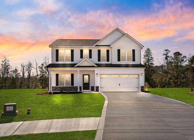 Property at 289 Brickhill Dr, Raeford, NC 28376, 4 beds, 2.5 baths
