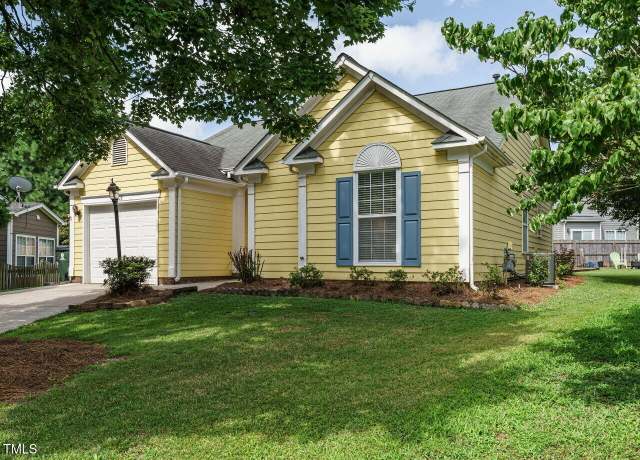 Property at 208 Hallwood Ct, Holly Springs, NC 27540, 3 beds, 2 baths