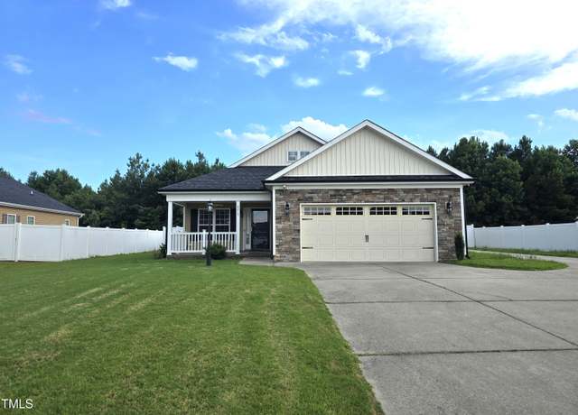 Property at 2215 Crescent Dr W, Wilson, NC 27893, 7 beds, 2 baths