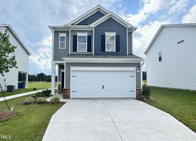 Property at 152 Bruce Dr, Dunn, NC 28334, 3 beds, 2.5 baths