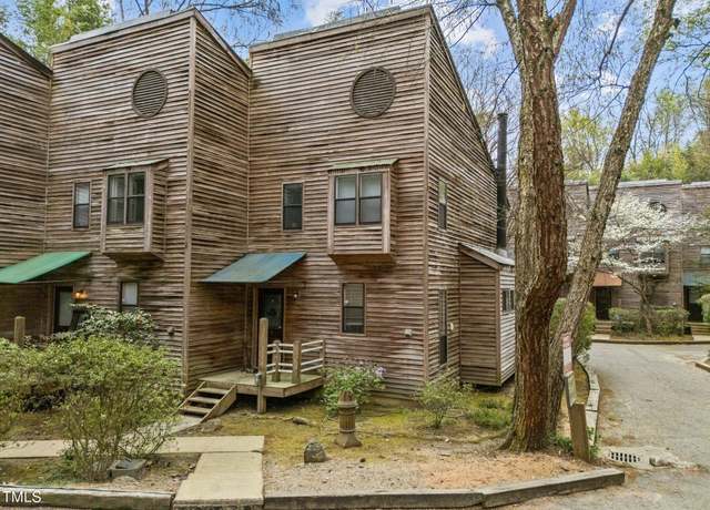 Property at 130 E Longview St Apt K, Chapel Hill, NC 27516, 2 beds, 1.5 baths