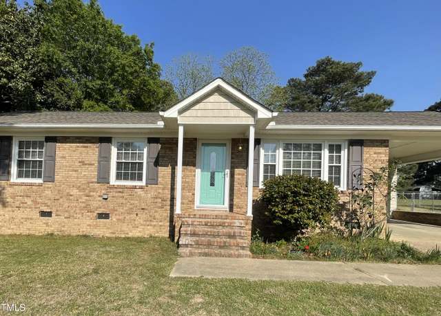 Property at 305 Briarcliff Dr, Dunn, NC 28334, 2 beds, 2 baths
