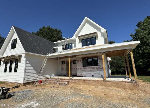 Property at 8012 Penny Rd, Raleigh, NC 27606, 4 beds, 3.5 baths