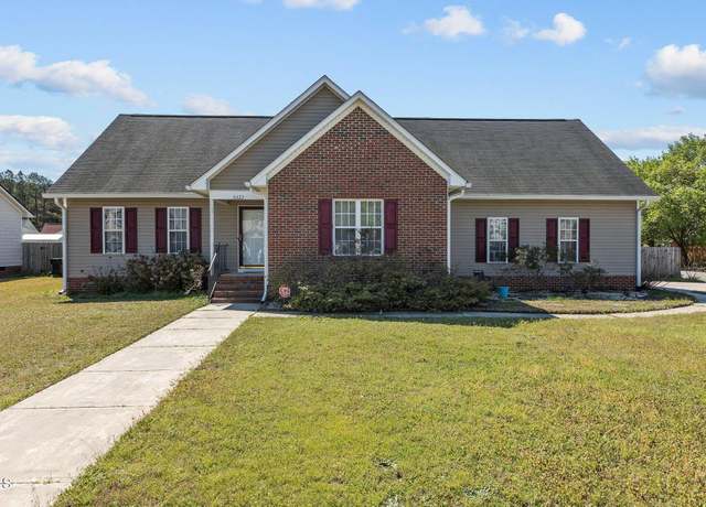 Property at 5323 Ahoskie Dr, Hope Mills, NC 28348, 3 beds, 2 baths