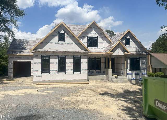 Property at 1040 Burning Tree Rd, Pinehurst, NC 28374, 4 beds, 4.5 baths