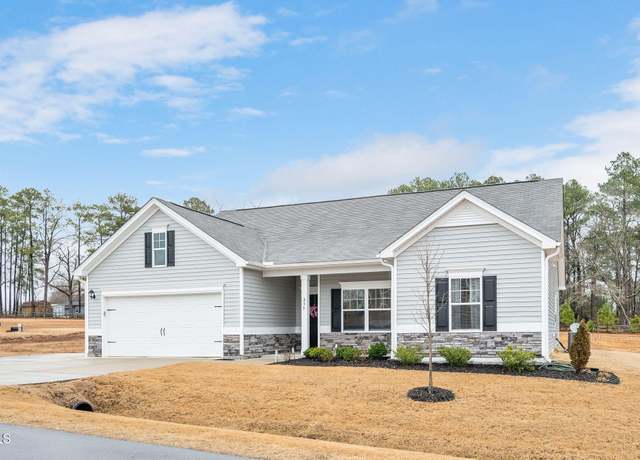 Property at 295 Barbour Farm Ln, Four Oaks, NC 27524, 4 beds, 2.5 baths