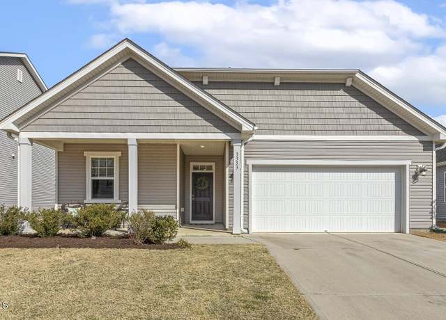 Property at 3333 Sandy Meadows Dr, Fuquay Varina, NC 27526, 4 beds, 2 baths