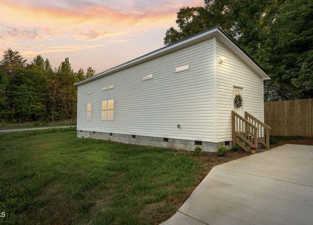 Property at 108 Sunflower Rd, Reidsville, NC 27320, 2 beds, 1 bath