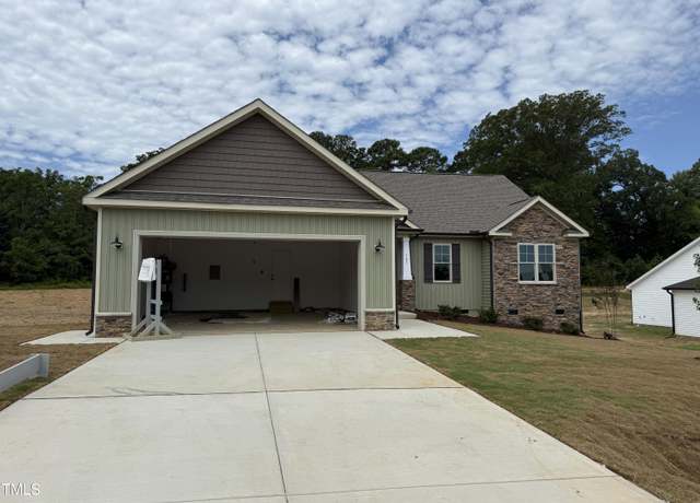 Property at 145 Tee Dr, Selma, NC 27576, 3 beds, 2.5 baths