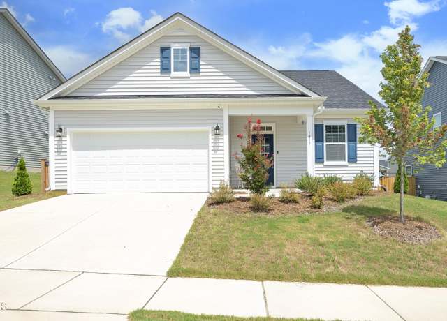 Property at 1017 Quindell Dr, Holly Springs, NC 27540, 3 beds, 2 baths