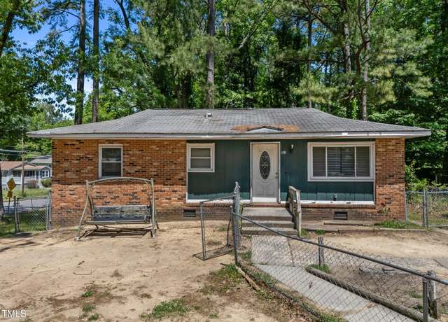 Property at 903 Da Vinci St, Durham, NC 27704, 3 beds, 1.5 baths