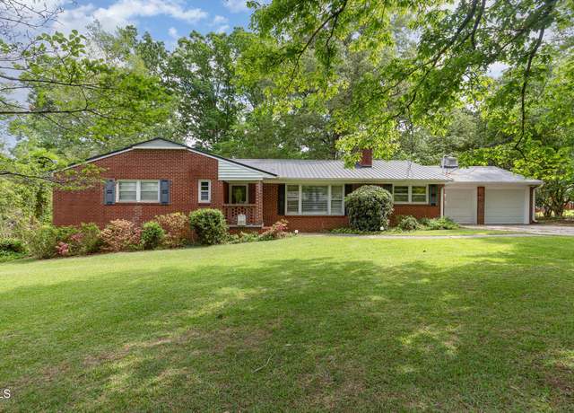 Property at 2005 Sutphin Dr, Sanford, NC 27330, 3 beds, 2 baths