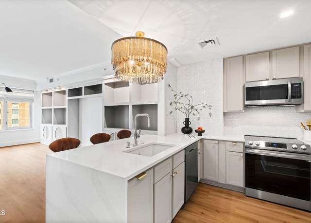 Property at 510 Glenwood Ave #602, Raleigh, NC 27603, 1 bed, 1.5 baths
