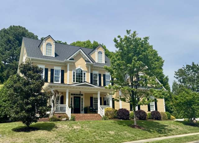 Property at 402 Troycott Pl, Cary, NC 27519, 5 beds, 4.5 baths