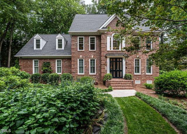 Property at 4716 Shadow Ridge Ct, Holly Springs, NC 27540, 5 beds, 3.5 baths