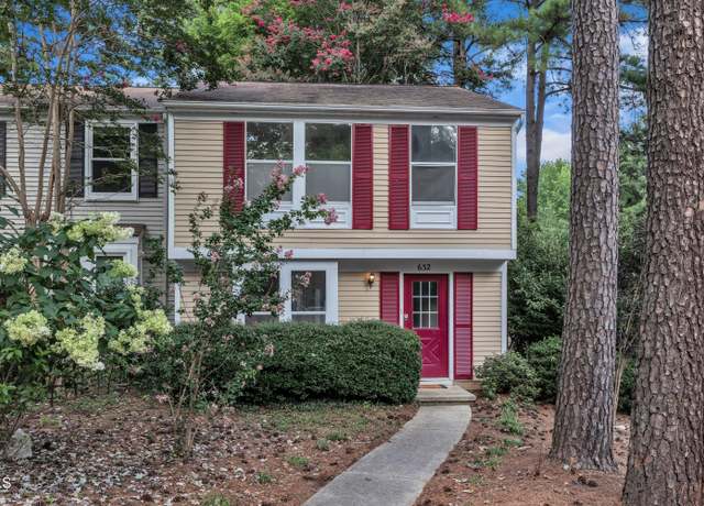 Property at 632 Middleton Ave, Cary, NC 27513, 2 beds, 1.5 baths