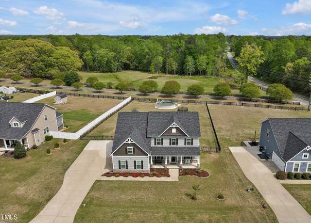 Property at 46 Twelve Oaks Dr, Willow Springs, NC 27592, 5 beds, 3 baths