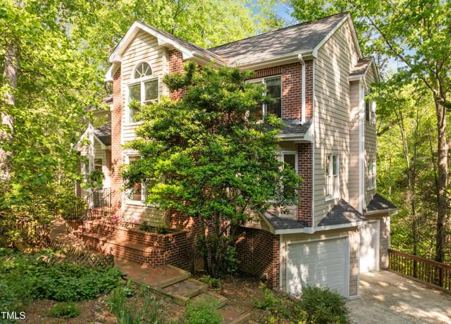 Property at 205 Glenview Pl, Chapel Hill, NC 27514, 5 beds, 4 baths