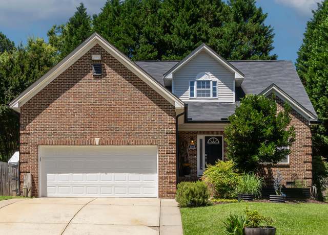 Property at 2302 Fordcrest Dr, Apex, NC 27502, 3 beds, 2.5 baths