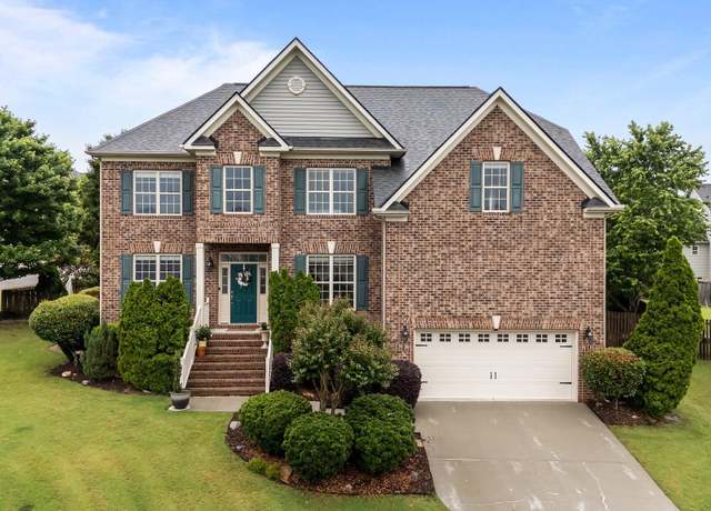 Property at 19 Arch Oak Ct, Clayton, NC 27527, 5 beds, 4 baths