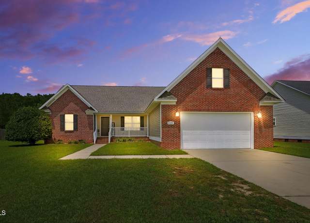Property at 5908 Gentleman Dr, Hope Mills, NC 28348, 3 beds, 2 baths