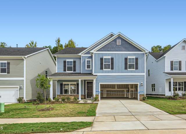 Property at 1013 Aspen View Dr, Raleigh, NC 27610, 5 beds, 4 baths