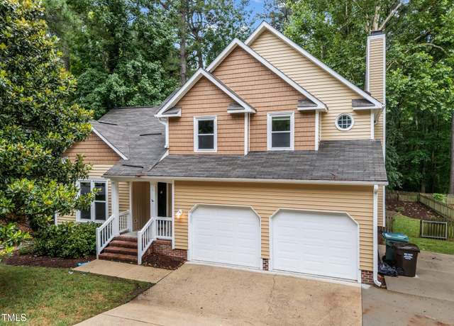 Property at 3 Fieldcrest Ct, Durham, NC 27713, 4 beds, 2.5 baths