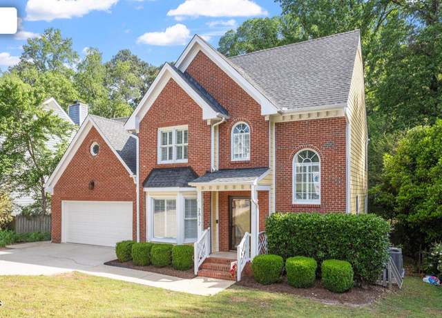 Property at 2812 Dahlgreen Rd, Raleigh, NC 27615, 4 beds, 2.5 baths