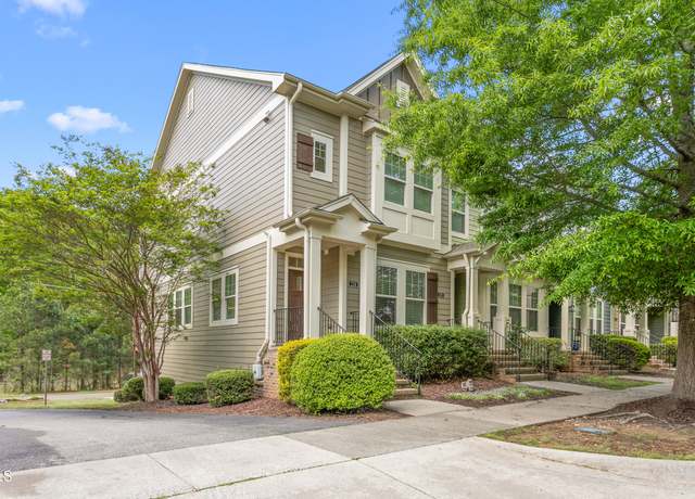 Property at 214 S Camellia St, Chapel Hill, NC 27516, 3 beds, 3.5 baths