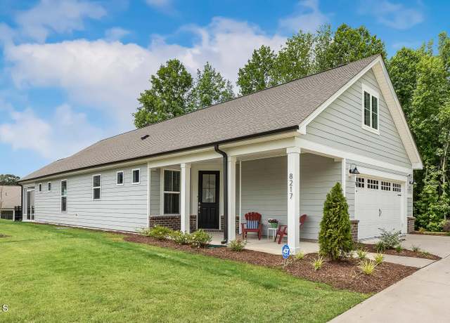 Property at 8217 White Star Dr, Fuquay Varina, NC 27526, 2 beds, 2 baths