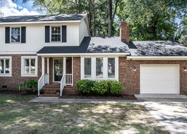 Property at 1 Eden Dr, Smithfield, NC 27577, 3 beds, 2.5 baths