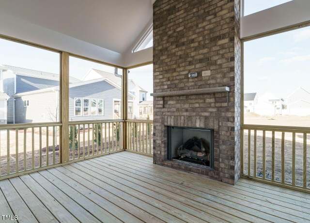 Property at 1245 Barreto Dr, Wendell, NC 27591, 4 beds, 2.5 baths