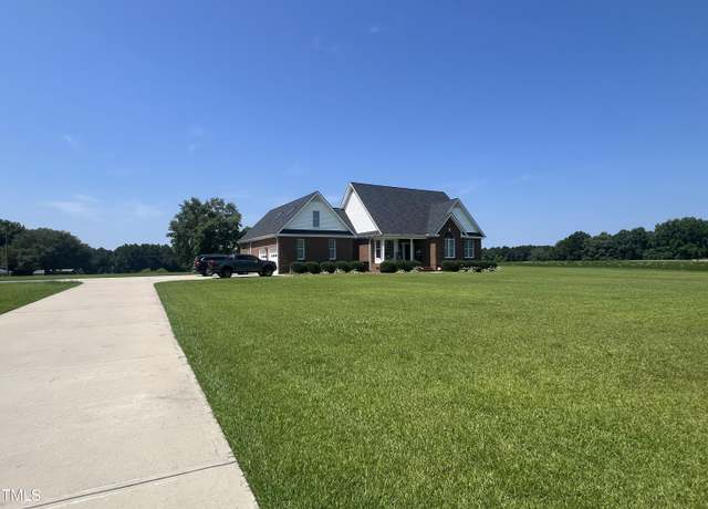 Property at 1575 King Mill Rd, Four Oaks, NC 27524, 3 beds, 3 baths