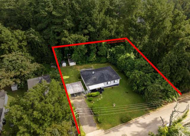 Property at 113 E Johnson St, Cary, NC 27513, 2 beds, 1 bath