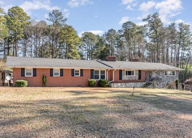 Property at 129 Jeffress Dr, Louisburg, NC 27549, 4 beds, 3.5 baths