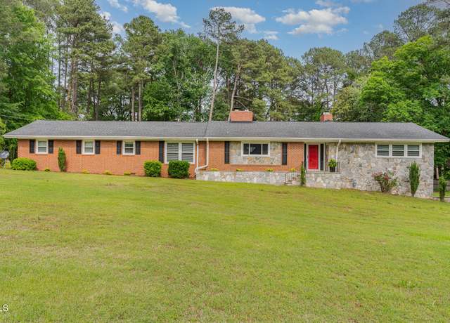 Property at 129 Jeffress Dr, Louisburg, NC 27549, 4 beds, 3.5 baths