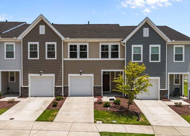 Property at 5721 Woodlawn Dr, Durham, NC 27703, 3 beds, 2.5 baths