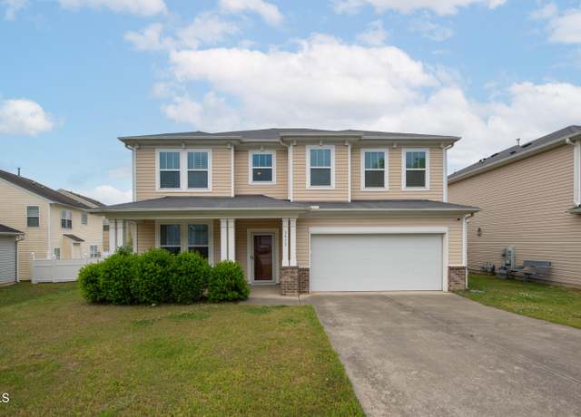 Property at 3513 Diamond Springs Dr, Raleigh, NC 27610, 3 beds, 2.5 baths