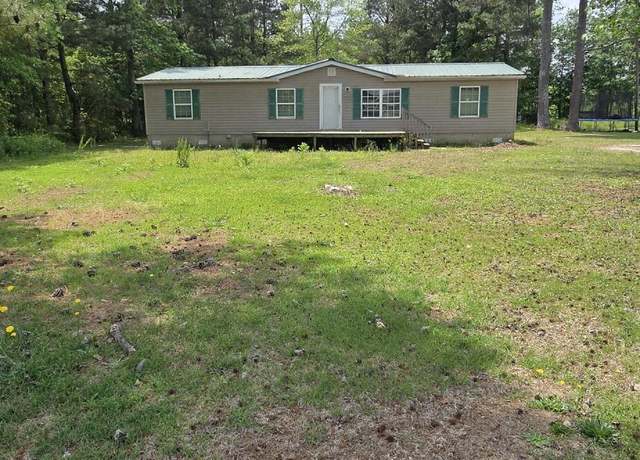 Property at 193 John L Rd, Maxton, NC 28364, 3 beds, 2 baths