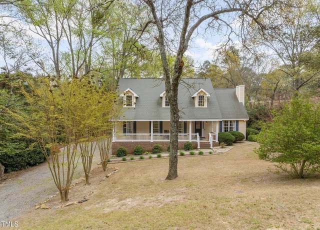 Property at 100 Scuppernong Ct, West End, NC 27376, 3 beds, 3 baths