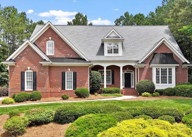 Property at 122 Barringer Dr, Garner, NC 27529, 4 beds, 3.5 baths