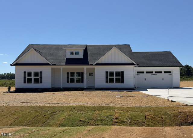 Property at 112 Lynn Ln, Selma, NC 27576, 3 beds, 2 baths