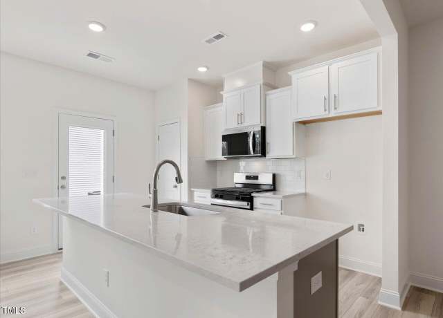 Property at 806 Kensley Grv Ln #8, Fuquay Varina, NC 27526, 3 beds, 2.5 baths