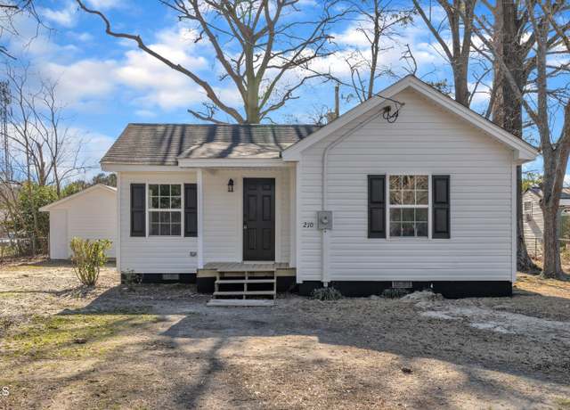 Property at 210 Circle Dr, Smithfield, NC 27577, 2 beds, 1 bath