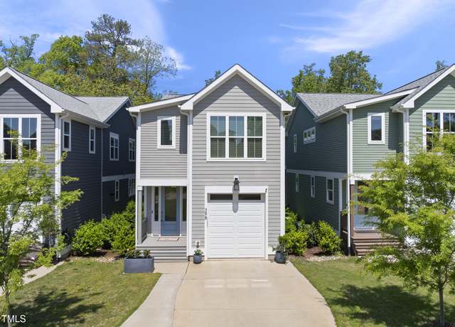 Property at 398 Carolina Ave, Raleigh, NC 27606, 4 beds, 3.5 baths